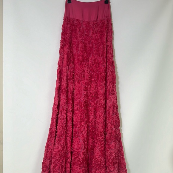 Carmen Mark Valvo rosette silk and mesh long skirt - Picture 3 of 8